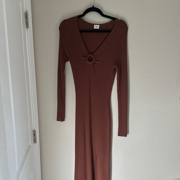 Abercrombie & Fitch Dresses & Skirts - Abercrombie & Fitch Midi Sweater Dress